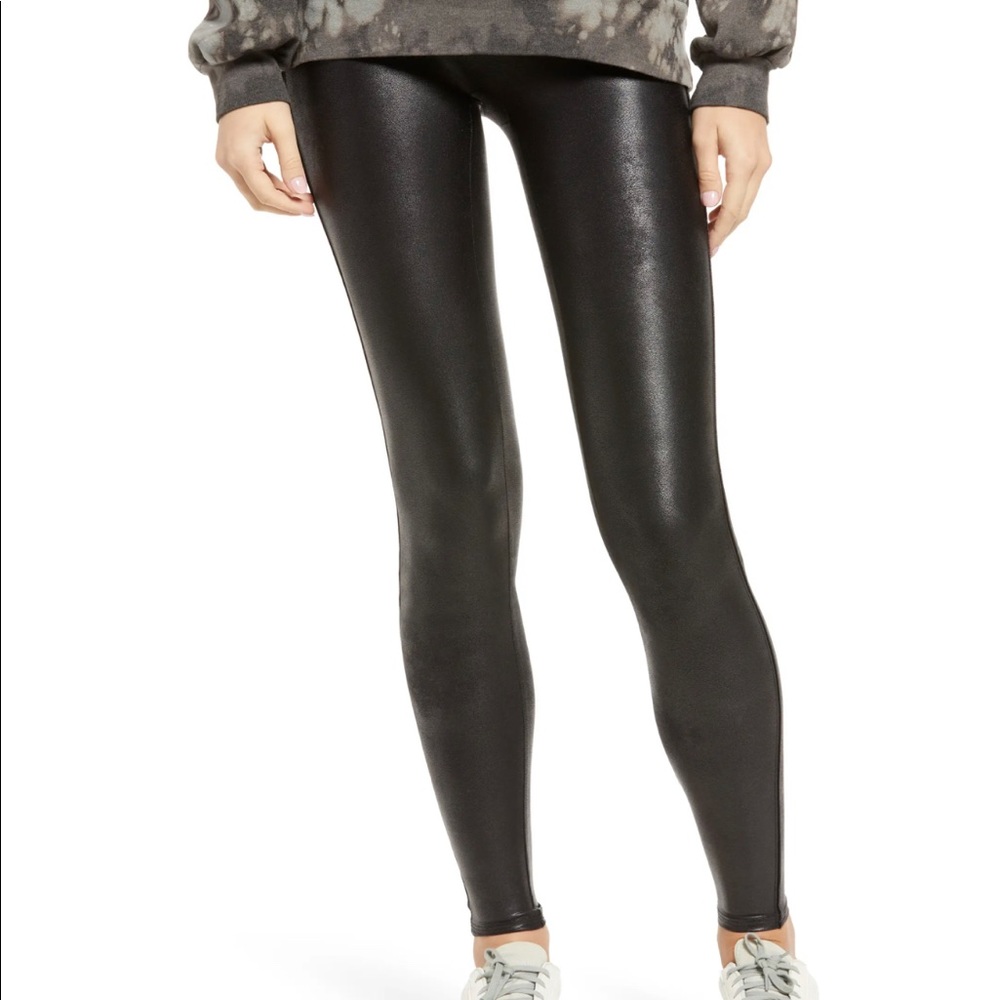SPANX | Faux leather leggings